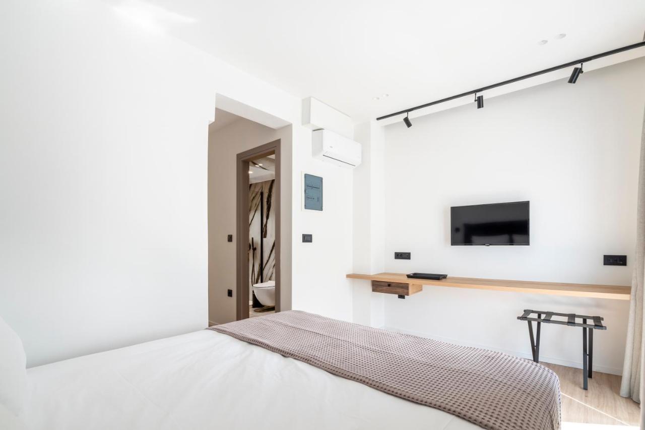 Ermou 40 Suites เอเธนส์ ภายนอก รูปภาพ